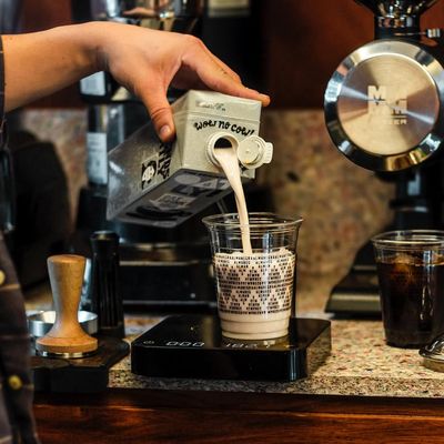 Almanegra Café by null