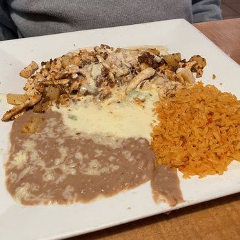El Vaquero Mexican Restaurant - El Morro Special - Mexican Near Me - Perrysburg, Ohio