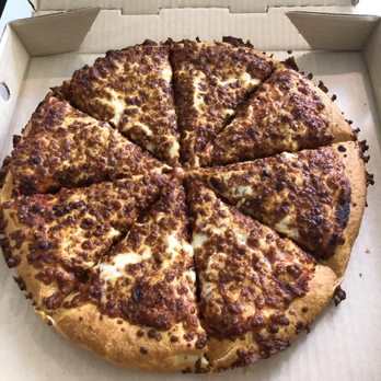 Pizza Hut - Eating cheese pizza - Pizza Near Me - Dorval, Quebec
