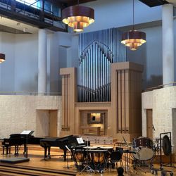 Camelback Bible Church - Good acoustics & good place for a performance.