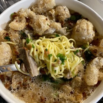 Batchoyan Ilonggo Restaurant - Filipino Near Me - Camarillo, California
