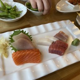 Starter sashimi dinner! Came with soup and salad. Great keto option! Fish was fabulous! Starter sashimi dinner! Came with soup and salad. Great keto option! Fish was fabulous!