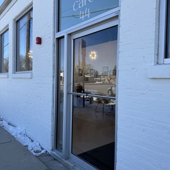 Cafe 44 - Cafes Near Me - Morton Grove, Illinois
