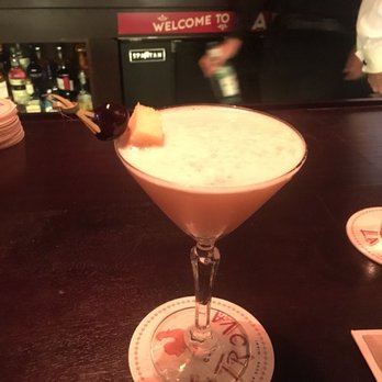 Cafe La Trova - Hotel Nacional - Cocktail Bars Near Me - Miami, Florida