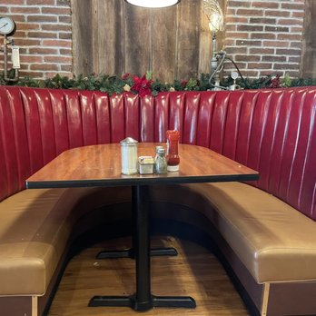 Toast Coffeehouse - Booth seating - Coffee & Tea Near Me - Patchogue, New York Toast Coffeehouse - Booth seating - Coffee & Tea Near Me - Patchogue, New York