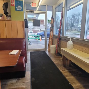 Chico’s Cafe - Extra dining area little colder drafty though in the winter time by the windows as the doors keep opening and closing - Breakfast & Brunch Near Me - Combined Locks, Wisconsin
