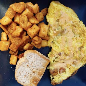 The Nook - Spicy Chicken Omelette - New American Near Me - Pittsburgh, Pennsylvania