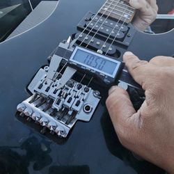 Howl Guitars