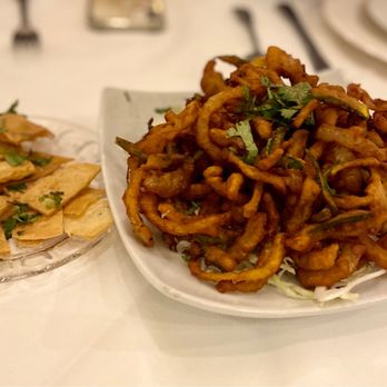 Royal India - Naan Chips (left) and Onion Bhaji (right) - Indian Near Me - San Diego, California