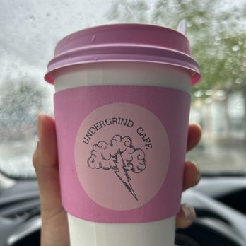 Undergrind Cafe - Vanilla Latte with oat milk - Cafes Near Me - Los Angeles, California