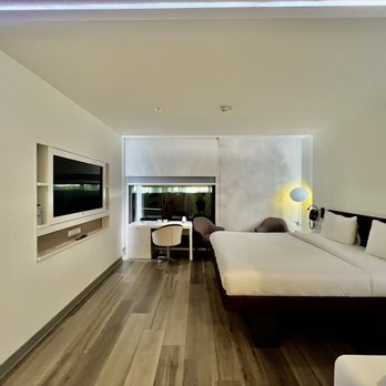 Yotel - Room - Hotels Near Me - Istanbul, 34 Yotel - Room - Hotels Near Me - Istanbul, 34