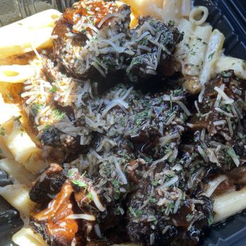 Chef Reece Kitchen - Oxtail pasta - Chicken Wings Near Me - Davie, Florida