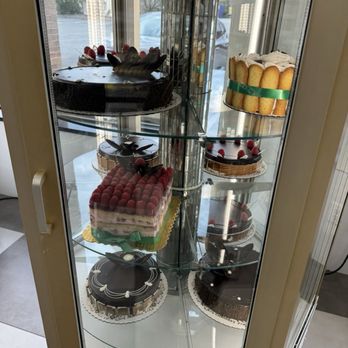 Calandra’s Bakery - Bakeries Near Me - Fairfield, New Jersey