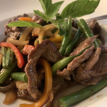 Thai Corner Bistro - Basil - Thai Near Me - Wayne, New Jersey
