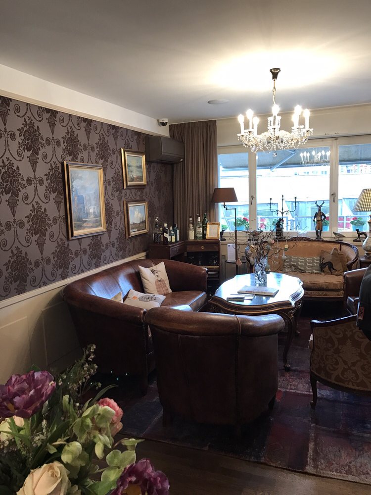 TOWNHOUSE 11 Photos & 10 Reviews Schützengasse 7, Zürich