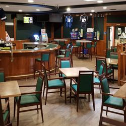Longhorn Pub - Beautiful renovations!