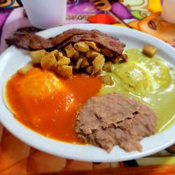 Blanquita's Mexican Restaurant - Huevos Divorciados