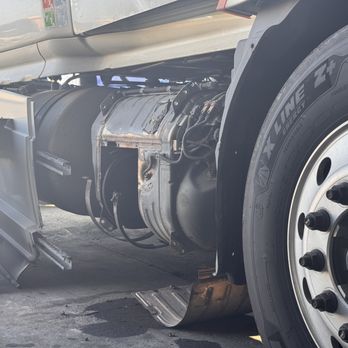 Truck Pit Stop - Commercial Truck Repair Near Me - Matthews, North Carolina Truck Pit Stop - Commercial Truck Repair Near Me - Matthews, North Carolina