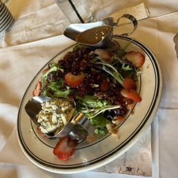 Bacon blue cheese walnut salad Bacon blue cheese walnut salad