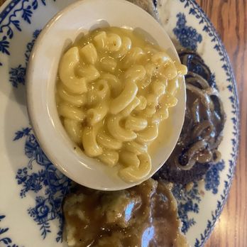 Cracker Barrel Old Country Store - The service was great, but the food wasn't good at all - American Near Me - Concord, North Carolina