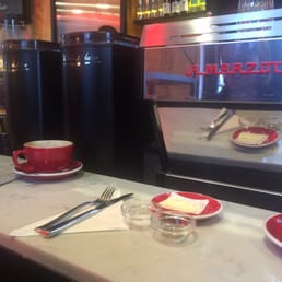 They know how to make cappuccino!
