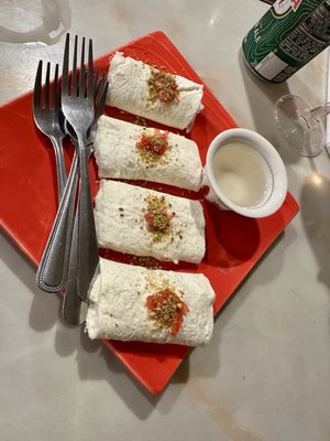 Phoenicia Resto & Lounge