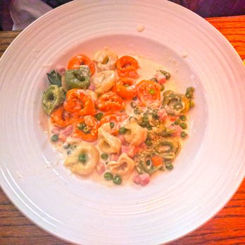 Brazen Head - Tri-color cheese tortellini with creamy parmesan sauce (quantity could have been more) $18 - Steakhouses Near Me - San Francisco, California