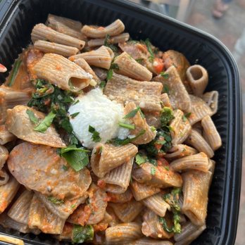 Tempo Di Pasta - Rigatoni e Salsiccia - Food Trucks Near Me - Frederick, Maryland