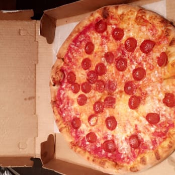 Casa D'amici - Large pepperoni pizza - Pizza Near Me - Morgantown, West Virginia Casa D'amici - Large pepperoni pizza - Pizza Near Me - Morgantown, West Virginia
