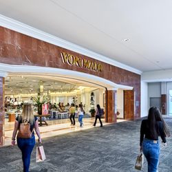 Towne East Square