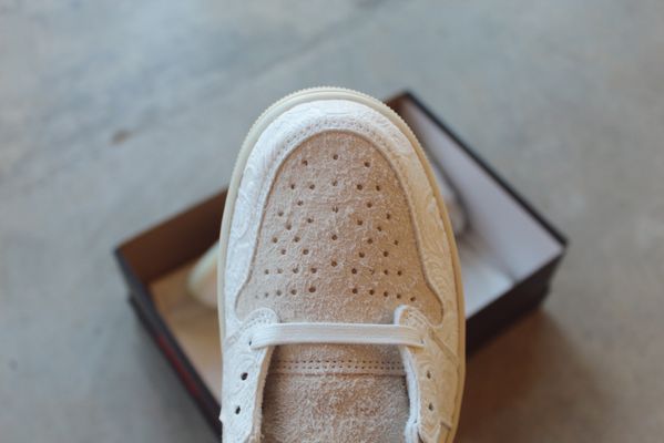 Silhouette Sneakers & Art by null