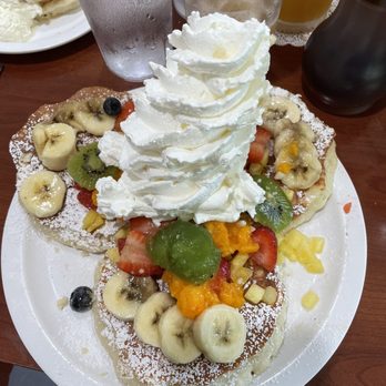 Eggs 'n Things - Waikiki Beach Eggspress - Rainbow Pancakes - Breakfast & Brunch Near Me - Honolulu, Hawaii Eggs 'n Things - Waikiki Beach Eggspress - Rainbow Pancakes - Breakfast & Brunch Near Me - Honolulu, Hawaii