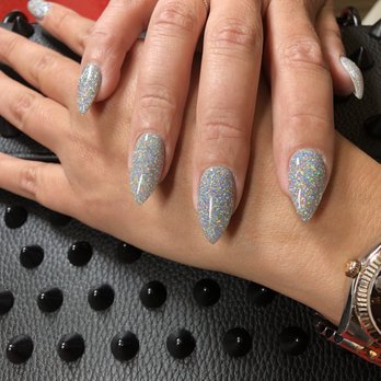 Diamond Nails - Nail Salons Near Me - Austin, Texas