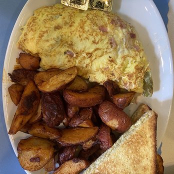 EJ's Luncheonette - Western Omelette - Diners Near Me - New York, New York