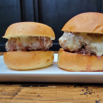 Graffiti Bar - Kobe Sliders - Lounges Near Me - Philadelphia, Pennsylvania Graffiti Bar - Kobe Sliders - Lounges Near Me - Philadelphia, Pennsylvania