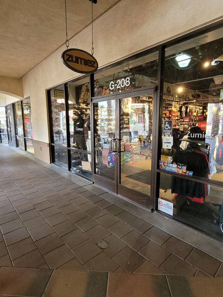 ZUMIEZ 21 Photos & 10 Reviews 48400 Seminole Dr, Cabazon