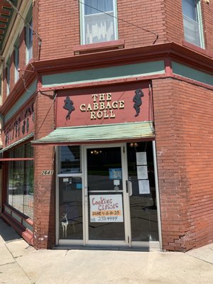 Cabbage Roll by null