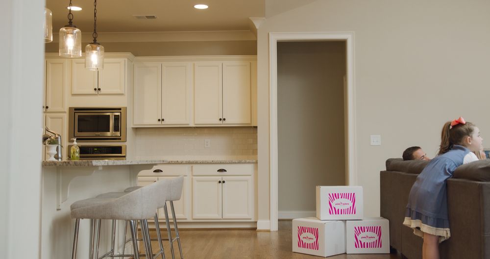 PINK ZEBRA MOVING Updated September 2024 10 Photos 630 Oliver Rd