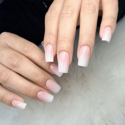 Elite Nails & Lash