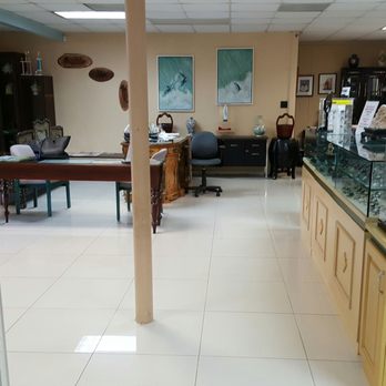 Mc Eye Center & Optical - Eyewear & Opticians Near Me - Pasadena, Texas