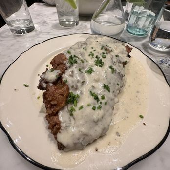Hotel 1928 - Chicken fried steak - Hotels Near Me - Waco, Texas