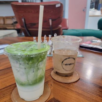 Cafe VNTG - Paradise Matcha (Left) and Brazilian Cold Brew (Right) - Cafes Near Me - Urban Honolulu, Hawaii