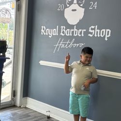 Royal barbershop - Little kid fresh haircut