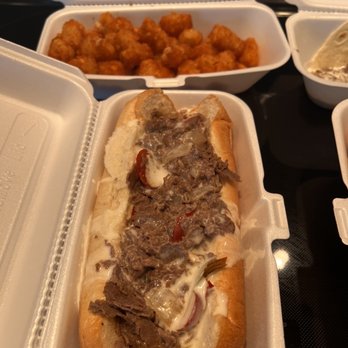 Double Dee’s Munchies - beef philly cheesesteak - Food Trucks Near Me Double Dee’s Munchies - beef philly cheesesteak - Food Trucks Near Me