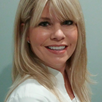 Andrea's Skin Care - Dee Spinelli, Esthetician & Makeup Artist - Skin Care Near Me - Andover, Massachusetts