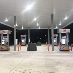 76 Gas Station - Daybreak Market