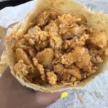 Pepe's - Chorizo Egg w/ Beans or Papas - nonexistent chorizo in my "chorizo burrito" - Mexican Near Me - Fullerton, California Pepe's - Chorizo Egg w/ Beans or Papas - nonexistent chorizo in my "chorizo burrito" - Mexican Near Me - Fullerton, California