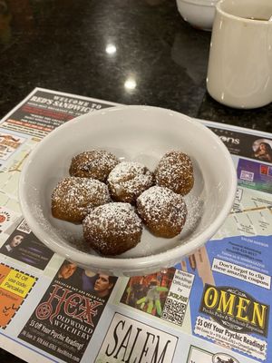 Red's Sandwich Shop by null