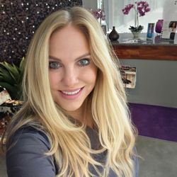 Art of Cosmetic Dentistry - Dental Hygienist