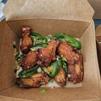 Vinason Pho Kitchen - SoDo - Salt and pepper wings - Vietnamese Near Me - Seattle, Washington
